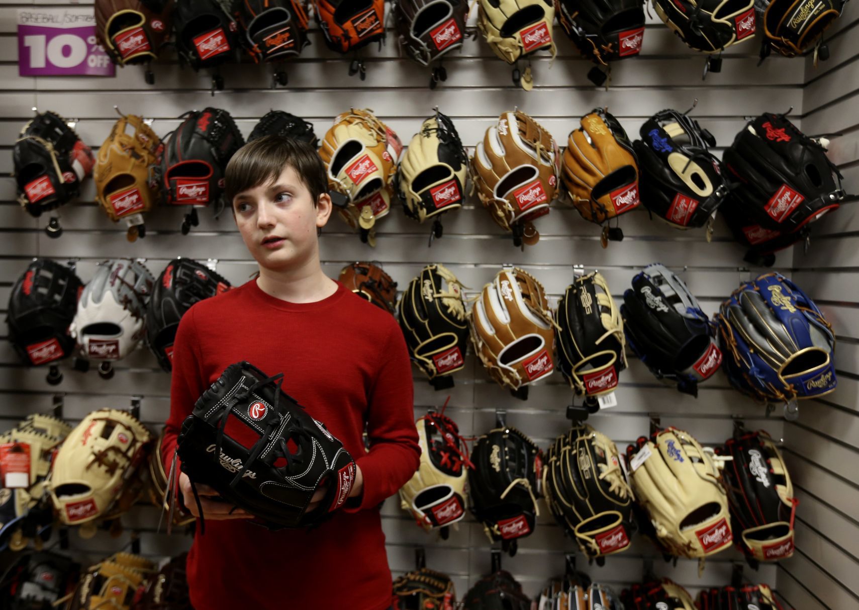 Johnny Mac's Sporting Goods closing